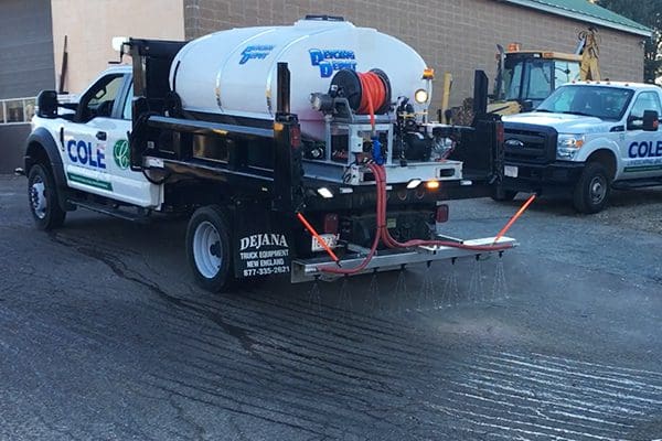 600x400-snow-removal-brine-sprayer