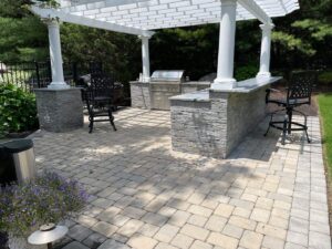 Outdoor Kitchen Ideas for Year-Round